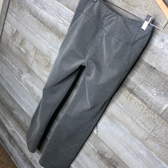 Eddie Bauer grey zipper side hiking active yoga legging - Picture 4 of 4